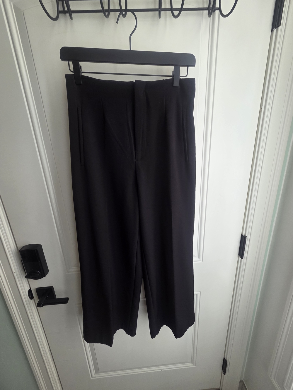 Zara Black Wide-Leg Trousers